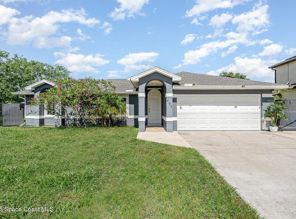 490 Candlestick Avenue NE, Palm Bay, FL 32907