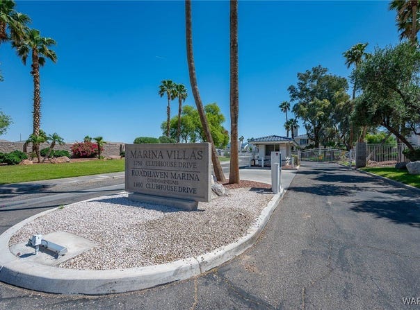 1800 Clubhouse #23 Drive, Bullhead City, AZ 86442