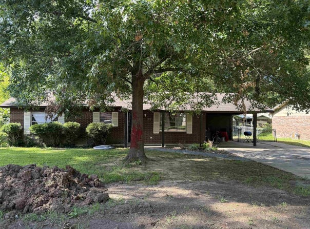 11 Jackson, McGehee, AR 71654