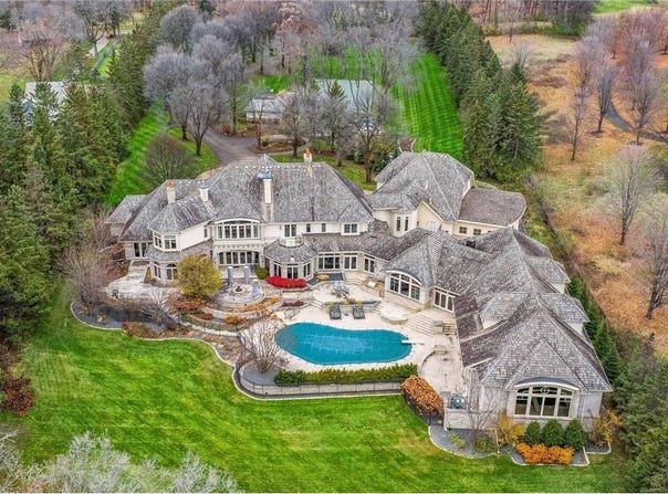 1492 Hunter Drive, Medina, MN 55391
