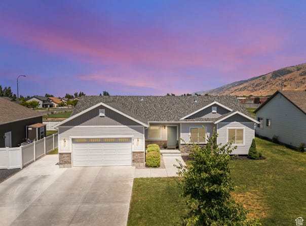 1215 E 330 S, Hyrum, UT 84319