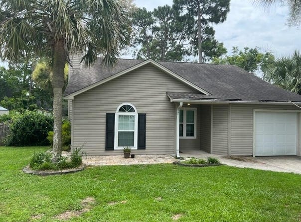 1304 Cadet Court, Mount Pleasant, SC 29466