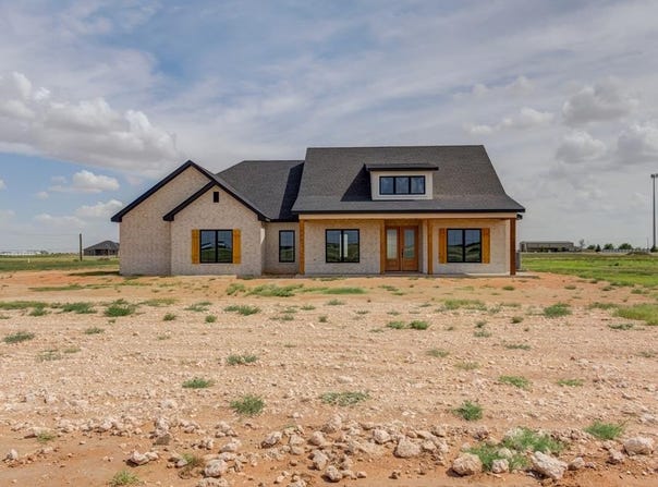 395 County Rd 306, Seminole, TX 79360