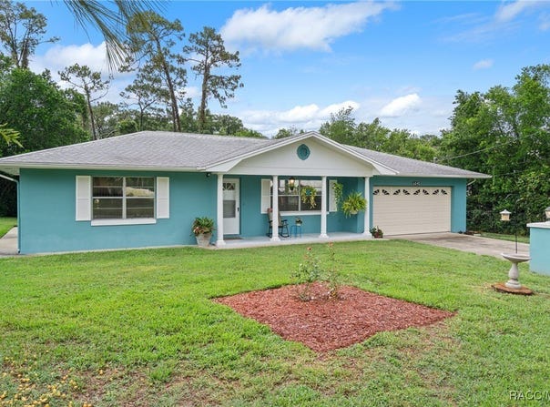 6045 E Rector Street, Inverness, FL 34452