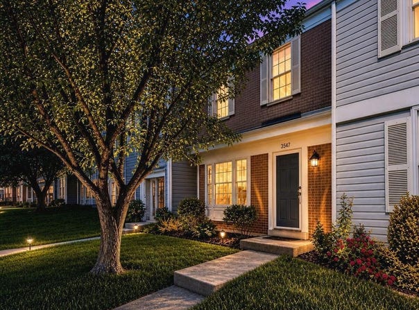 8987 MCDOWELL CMNS, MANASSAS, VA 20110