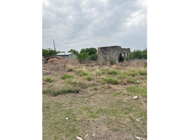 18650 Indio Blvd., El Indio, TX 78860