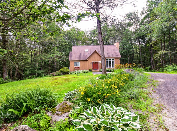345 Big Bass Ln, Becket, MA 01223