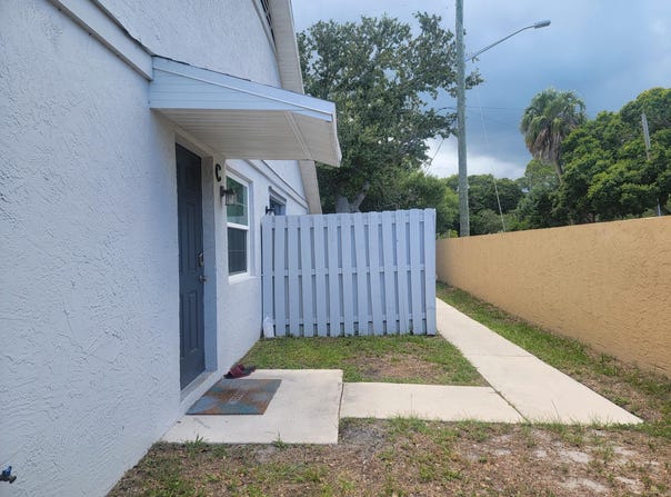 2001 Oleander Boulevard, Fort Pierce, FL 34950