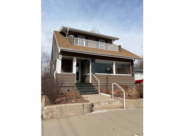 114 W 8th St, Alliance, NE 69301
