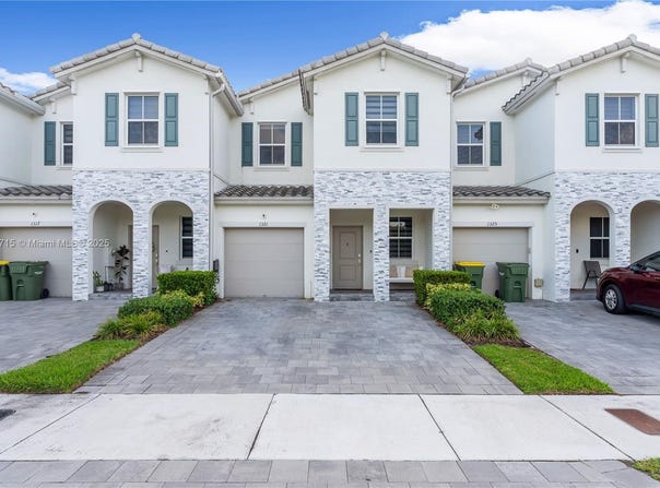 1321 SE 27th Ter, Homestead, FL 33035