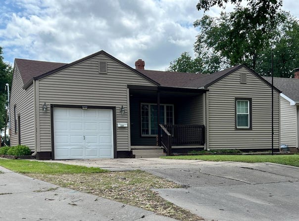 1504 N Hersey Ave, Beloit, KS 67420
