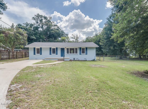 103 McCaughan Avenue, Long Beach, MS 39560