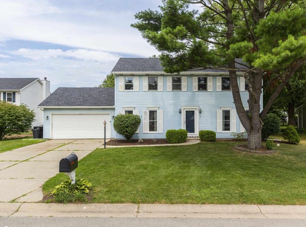 13371 Kingsfield Court, Granger, IN 46530