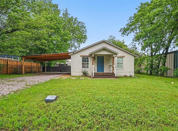 640 Clements Avenue, Van Alstyne, TX 75495