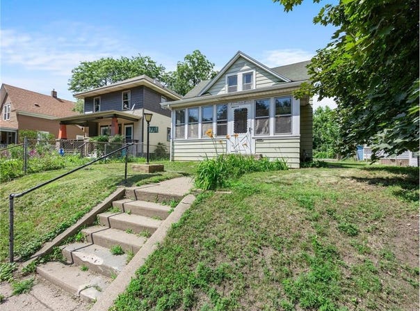 1231 Thomas Avenue, Saint Paul, MN 55104
