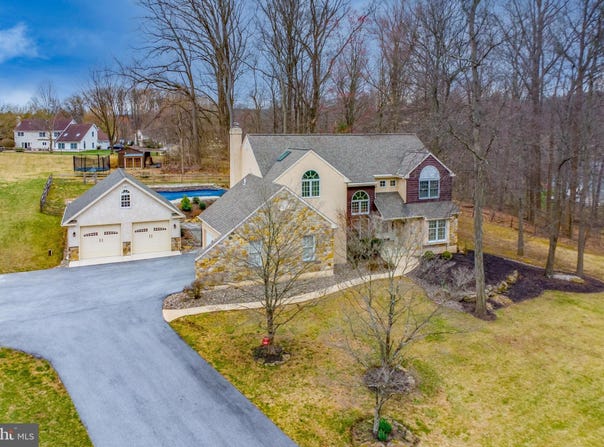 118 BARTON DRIVE, SPRING CITY, PA 19475