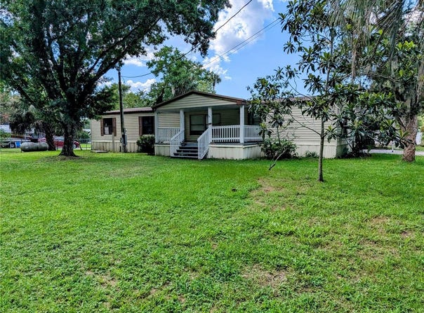 24845 PEARL STREET, ASTOR, FL 32102