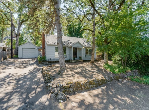 1416 LAUREL ST, Lake Oswego, OR 97034