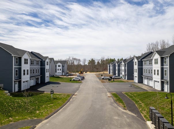 14C The Crossings at Village Center, Barrington, NH 03825