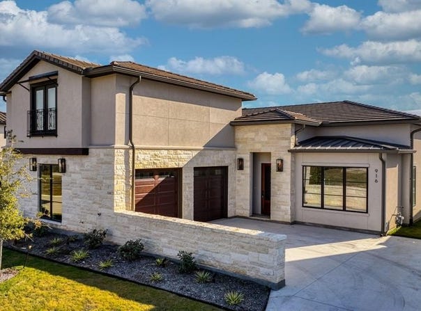 916 Eldorado Street, Weatherford, TX 76086