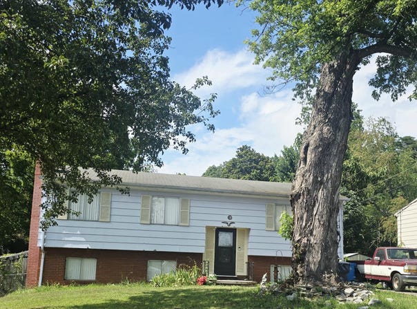 3931 Green Spring AVE NW, Roanoke, VA 24017