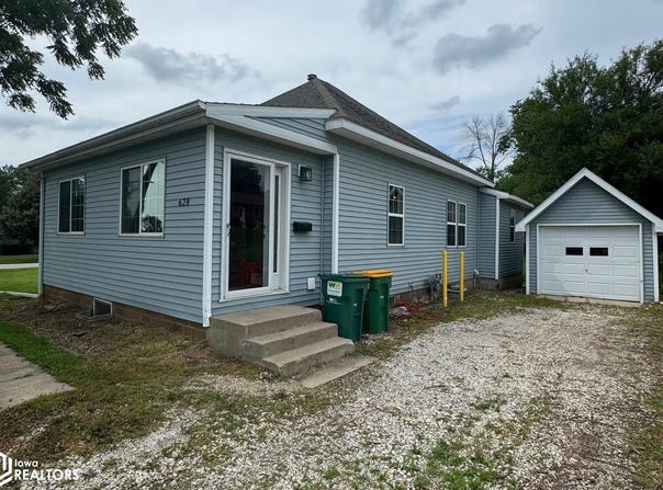 628 W Mcgregor Street, Algona, IA 50511