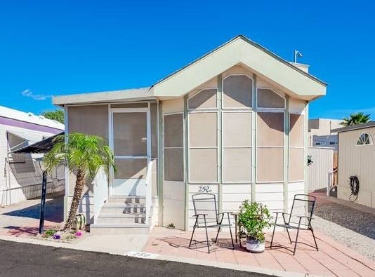 6649 E 32nd St, Yuma, AZ 85365