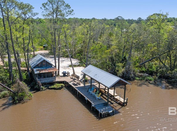 15067 River Road, Fairhope, AL 36532