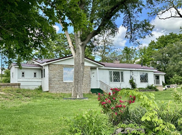 5940 Samoa Road, Houston, MO 65483