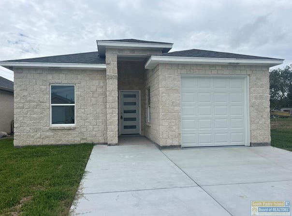 2605 Haverford Blvd., Harlingen, TX 75222