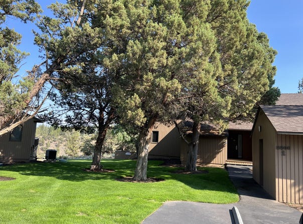 2200 Snowgoose Drive, Redmond, OR 97756
