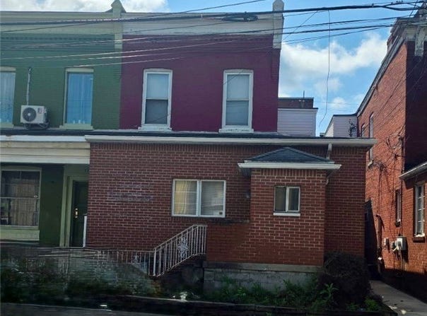 224 S 5th St, Jeannette, PA 15644
