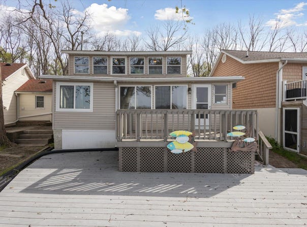 68398 Dailey Road, Edwardsburg, MI 49112