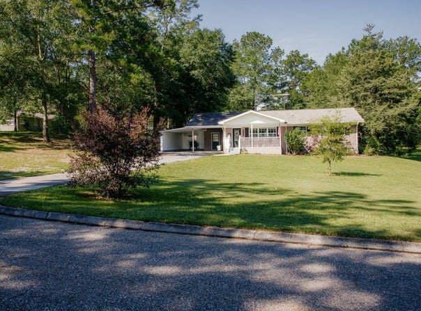1304 Green Acres, Andalusia, AL 36420