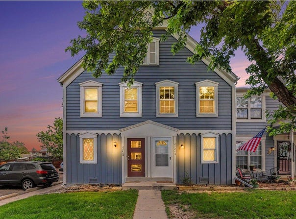 2220 S Jasper Way, Aurora, CO 80013