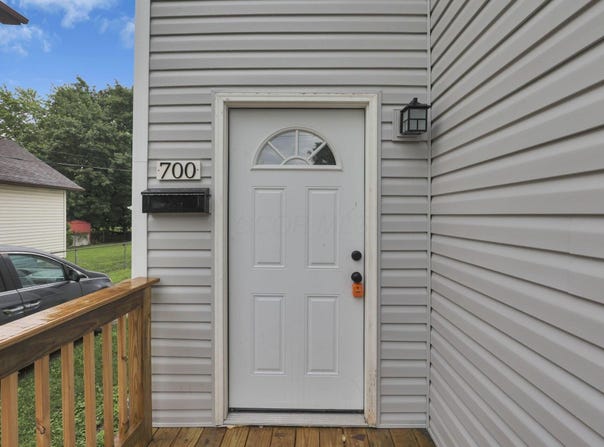 700 E Allen Street, Lancaster, OH 43130