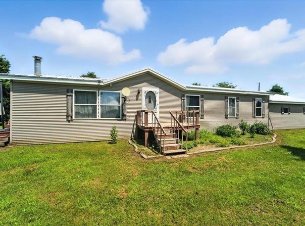 21563 180th Street, Holland, IA 50642
