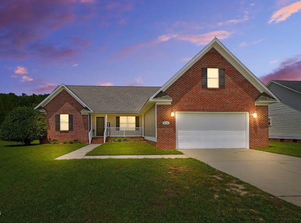 5908 Gentleman Drive, Hope Mills, NC 28348