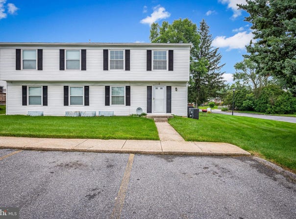 2 BROOKSHIRE DRIVE, REISTERSTOWN, MD 21136