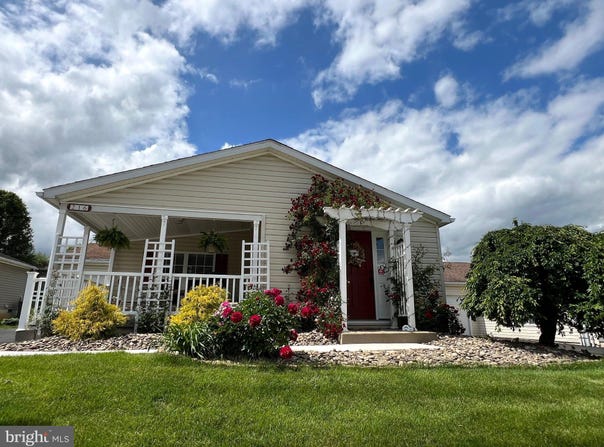 216 FULTONS RUN, STATE COLLEGE, PA 16803