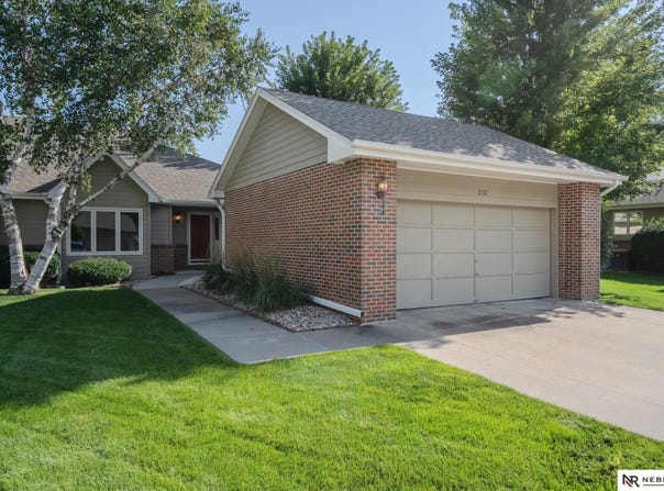 2132 Nye Drive, Fremont, NE 68025