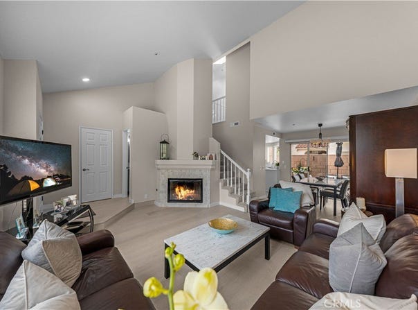 2537 Orange Avenue, Costa Mesa, CA 92627