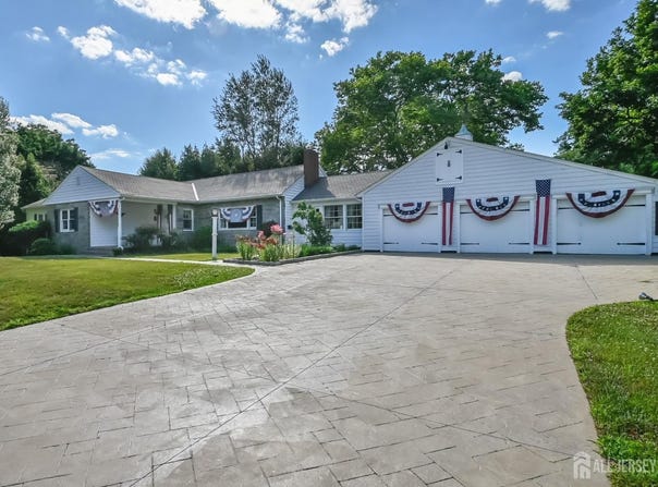 5 Pardun Street, Milltown, NJ 08850