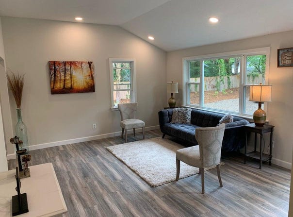99 Oakview Terrace, Hyannis, MA 02601