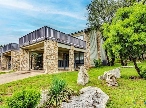 501 Highlands Boulevard, Horseshoe Bay, TX 78657