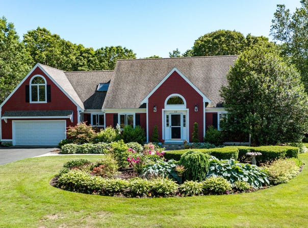 11 Polaris Drive, Mashpee, MA 02649
