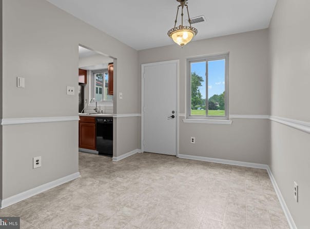 4948 OXFORD CT., BENSALEM, PA 19020