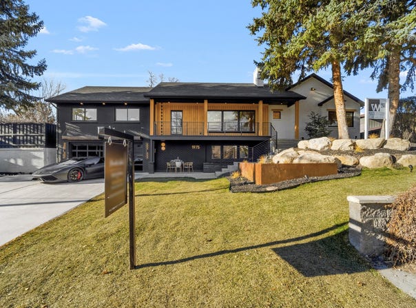 1975 E GUNDERSON Ln S, Holladay, UT 84124