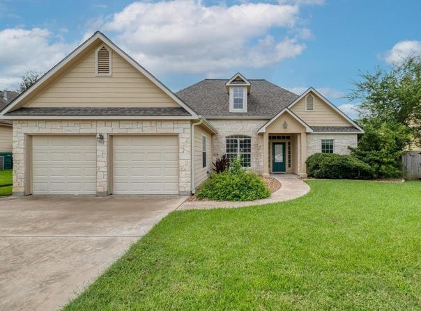 365 Rose Mayer LOOP, La Grange, TX 78945