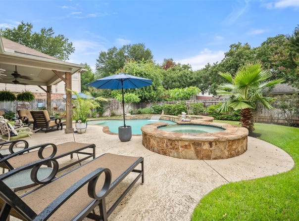 1215 Boerne DR, Cedar Park, TX 78613